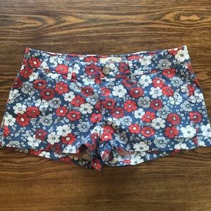 Hollister floral shorts